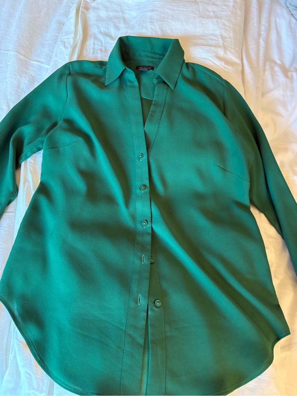 Ann Taylor Green Button-Down Shirt Blouse